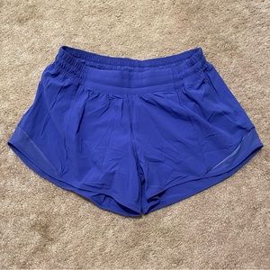 Lululemon blue-ish hotty hot shorts 4”